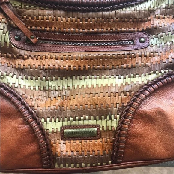 Isabella Fiore Authentic Woven Leather Shoulder Bag - Picture 8 of 16